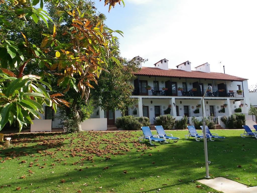 Hotel Apartamento Rural Finca La Media Legua Aracena Eksteriør billede