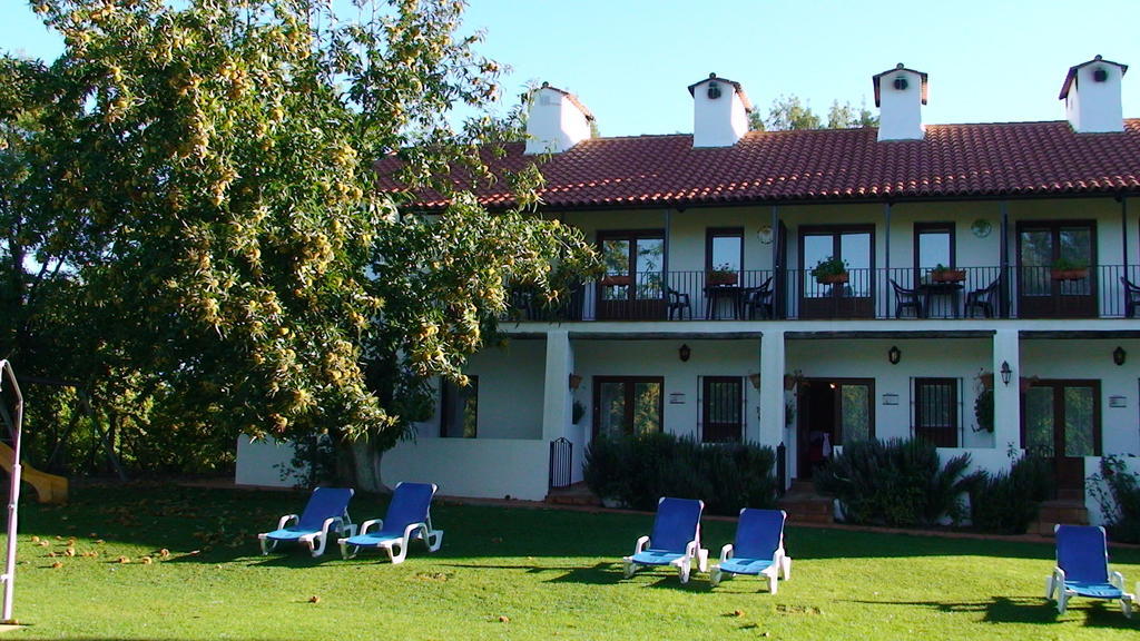 Hotel Apartamento Rural Finca La Media Legua Aracena Eksteriør billede
